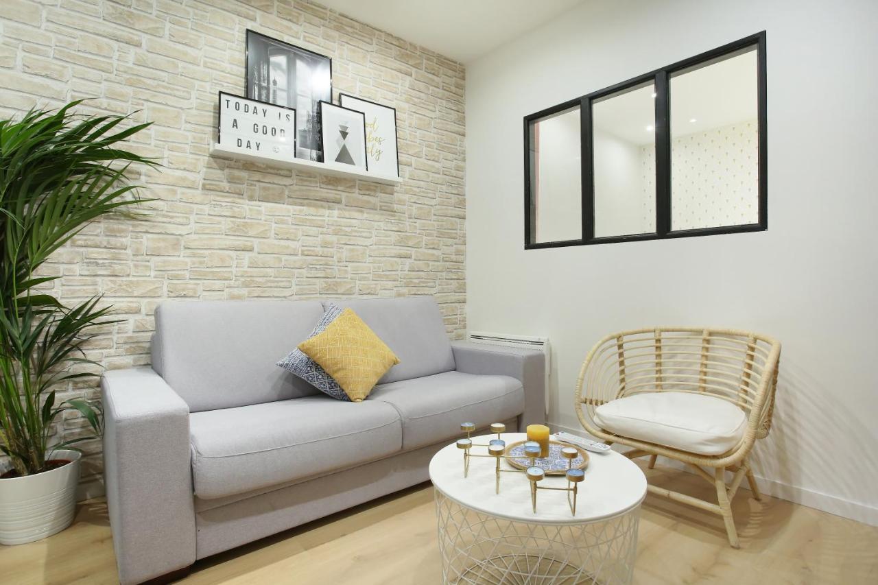 Rent A - 253, 2bdr Center Of Appartamento Parigi